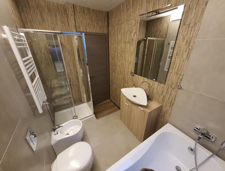 Fontanelice Villa Cristallo Private Apartment מראה חיצוני תמונה