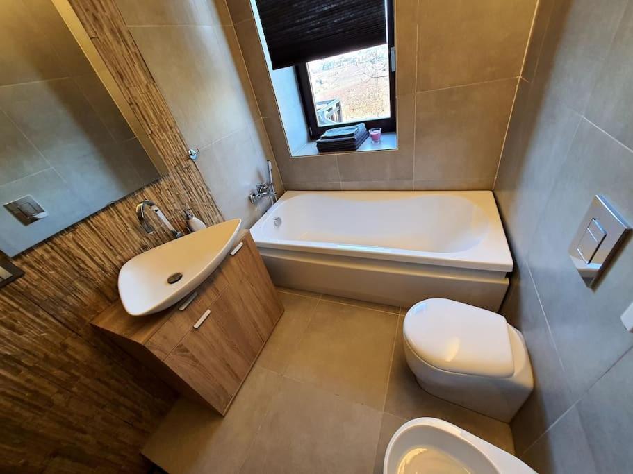 Fontanelice Villa Cristallo Private Apartment מראה חיצוני תמונה